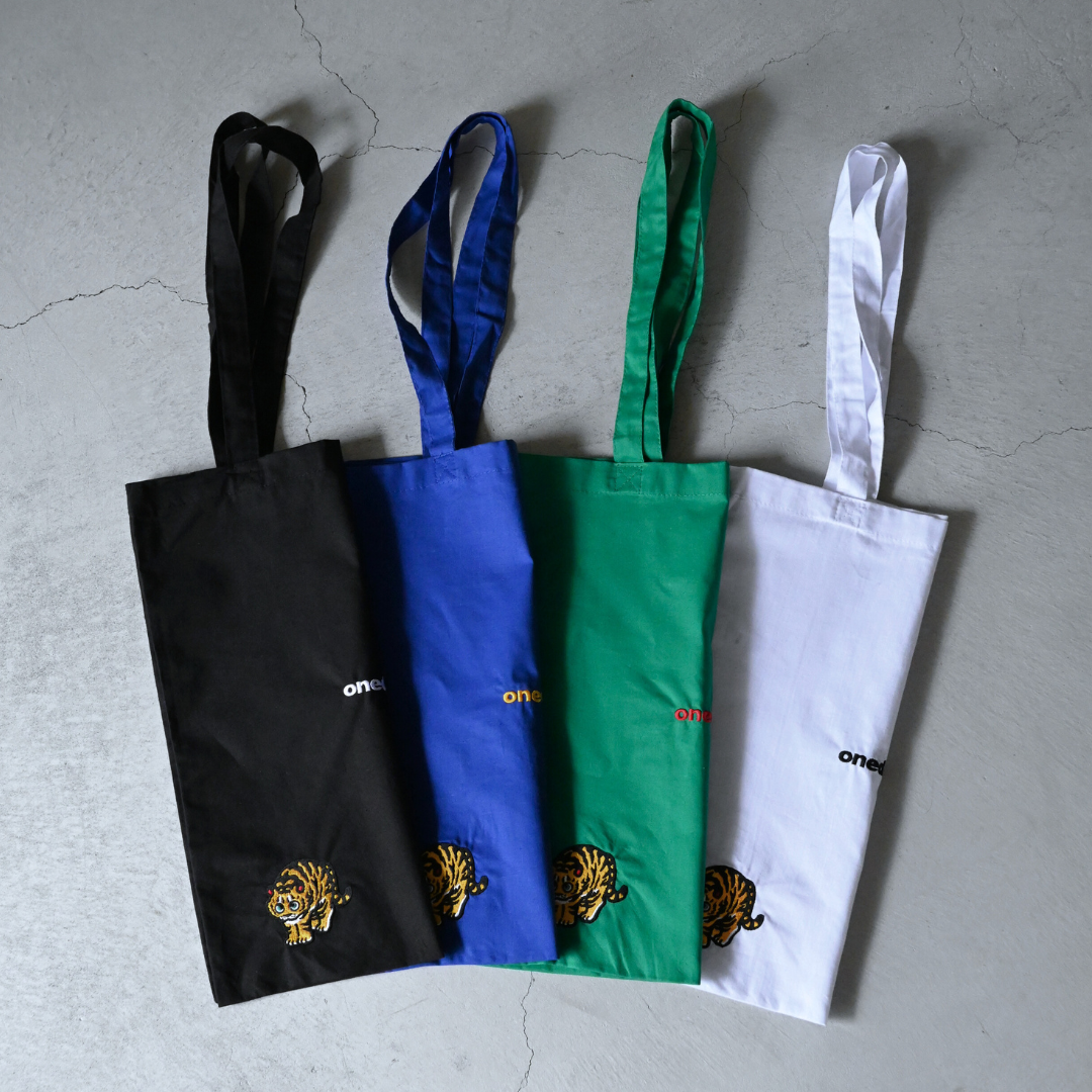 ともわか 虎猫刺繍Tote Bag