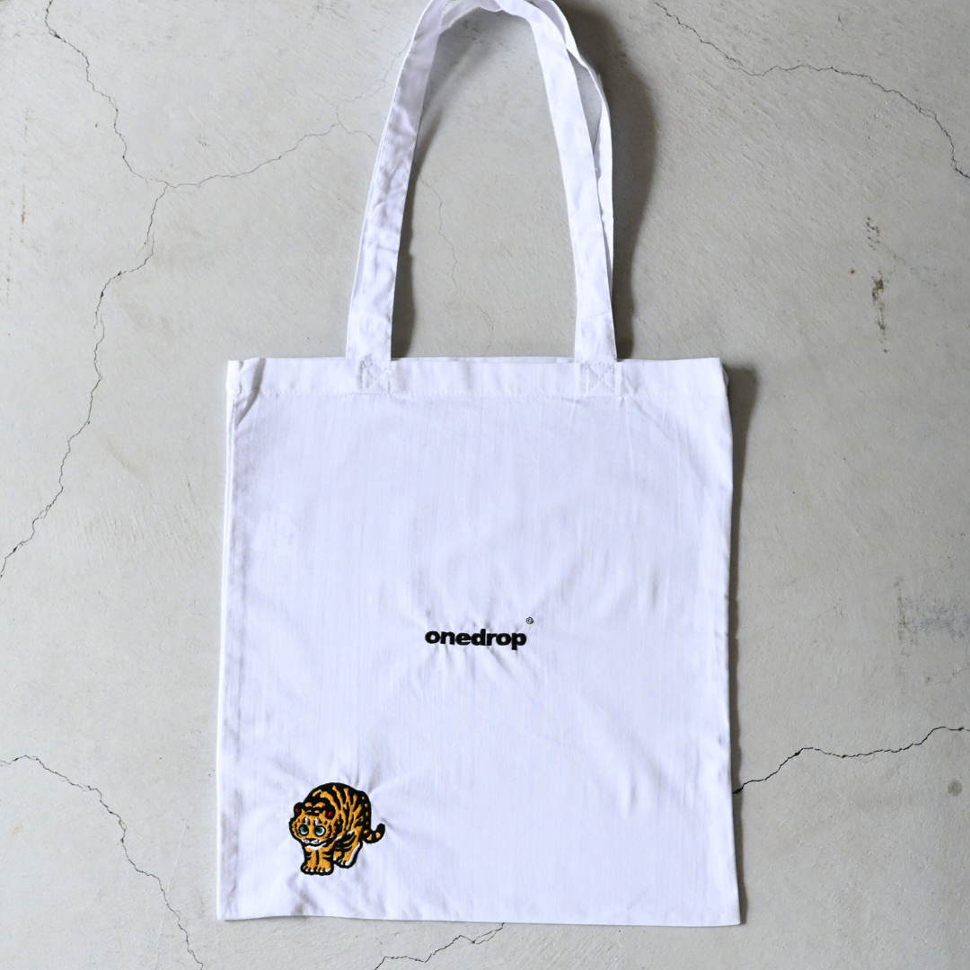 ともわか 虎猫刺繍Tote Bag
