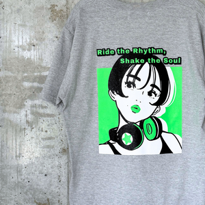 ONEGO HEAD PHONES GIRL Tshirt