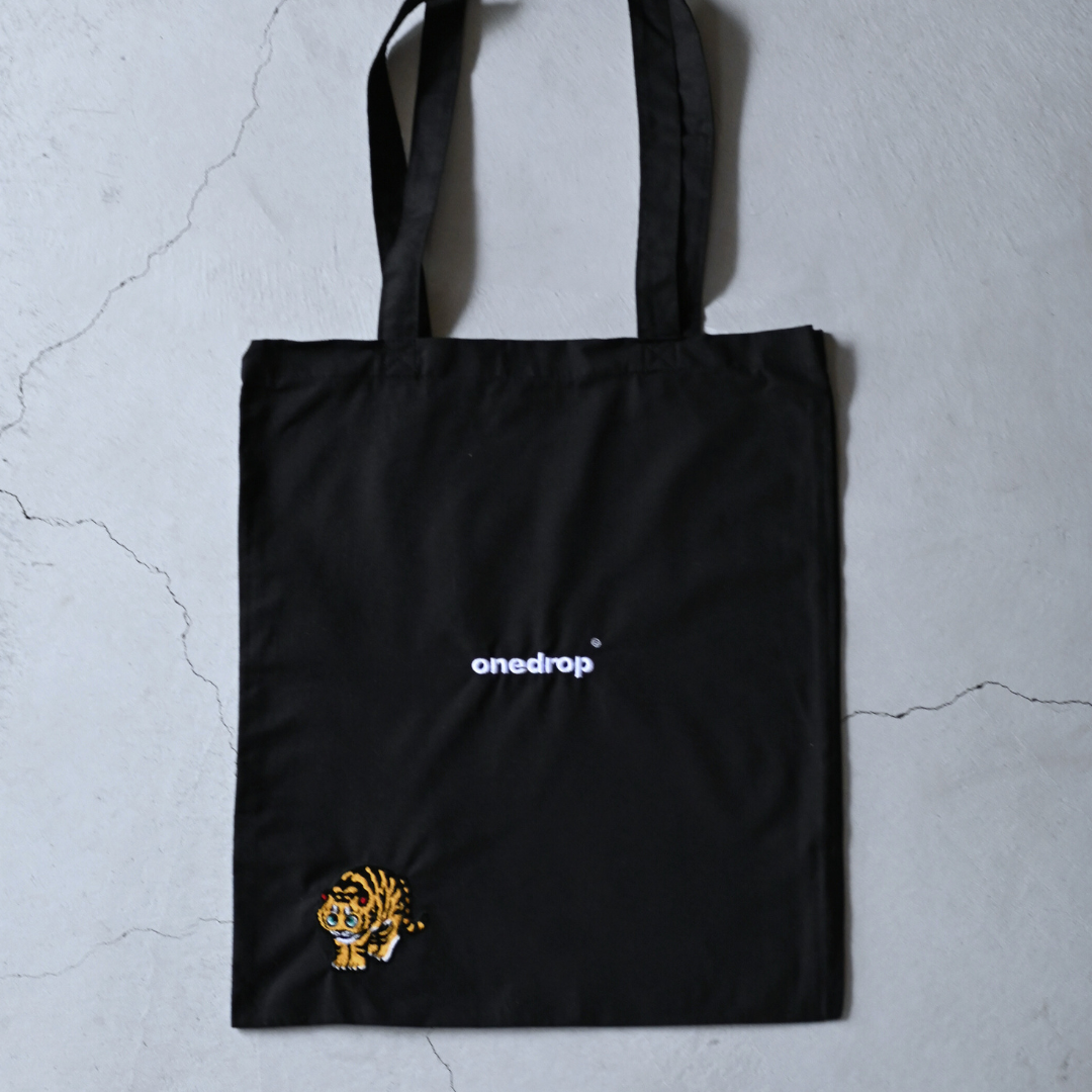 ともわか 虎猫刺繍Tote Bag