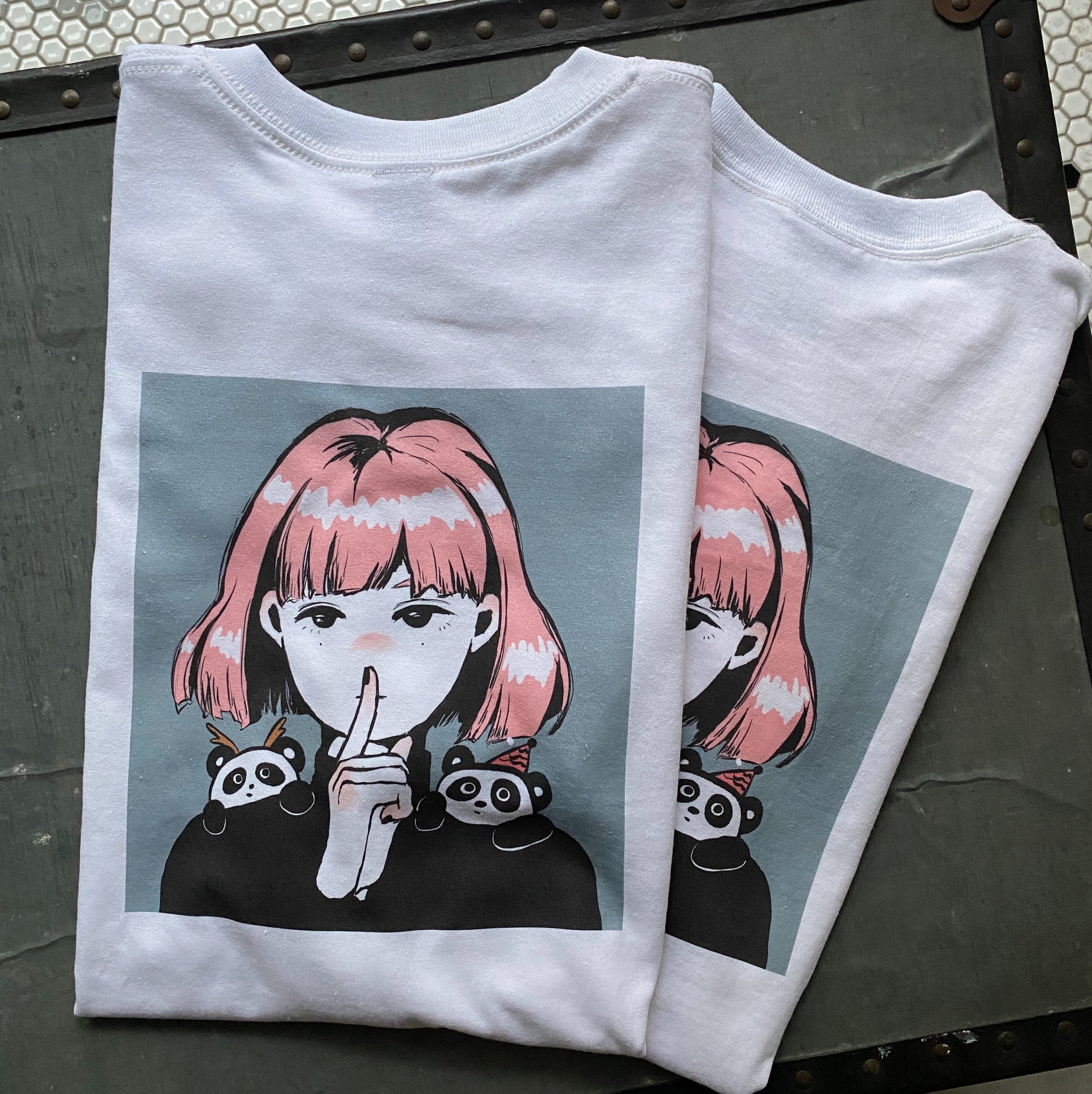 庭野里咲 ニンニンパンダT-shirt